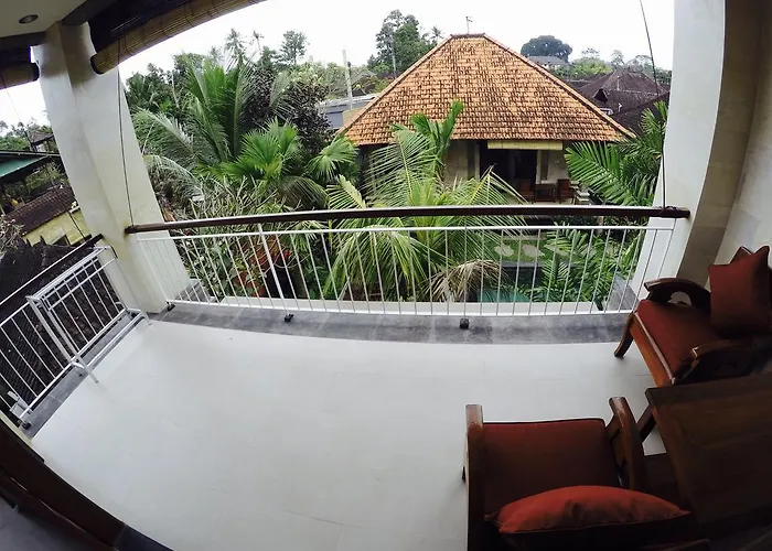 Guest house Cahyatika